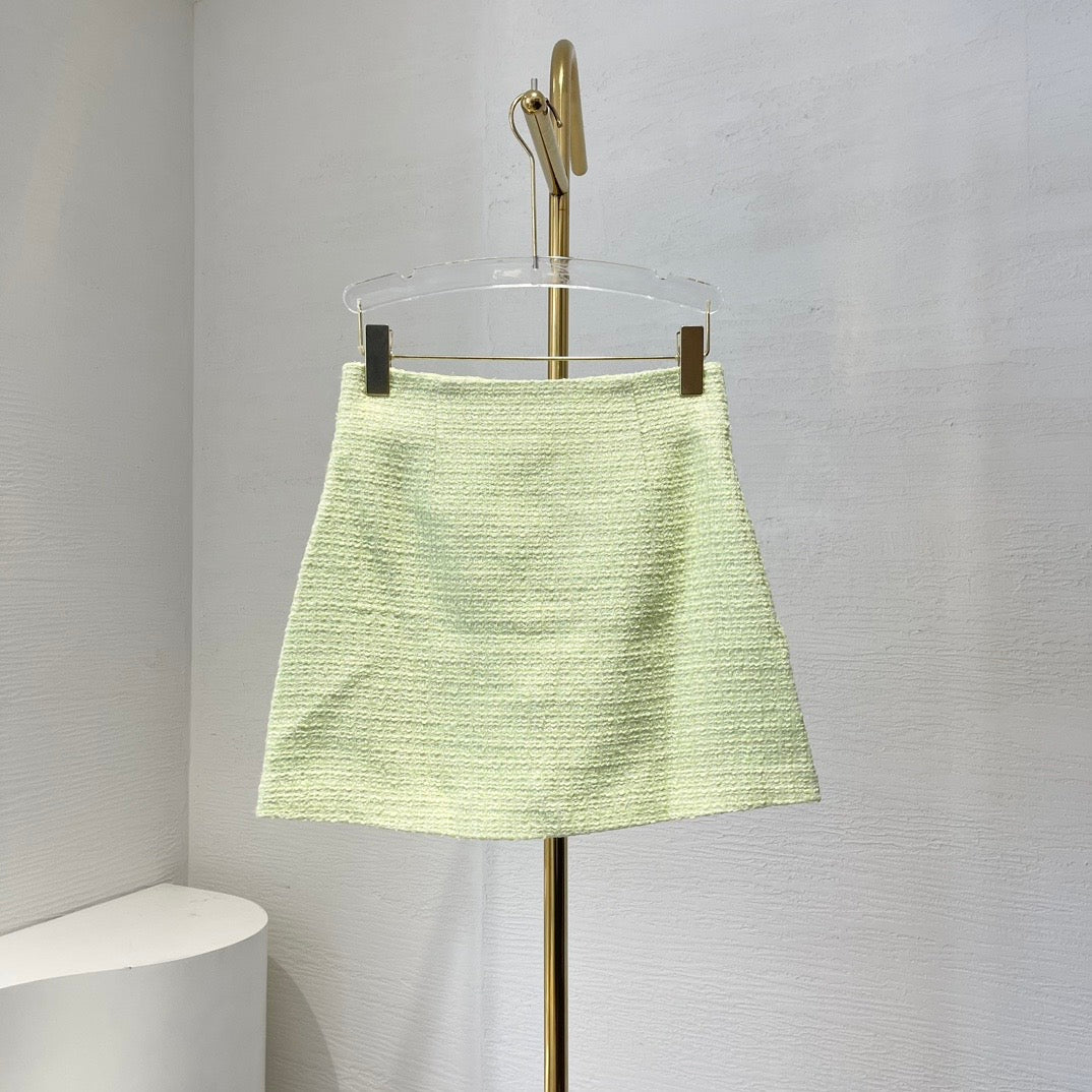 Pastelgroene Tweed Rok met Kristalknopen